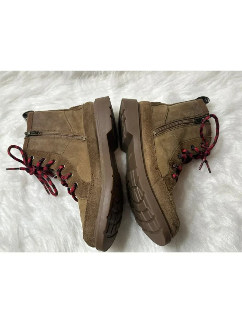 UGG Robley 1112458K Weather Lace Up Unisex Boots Brown 5 Boy Girl Youth